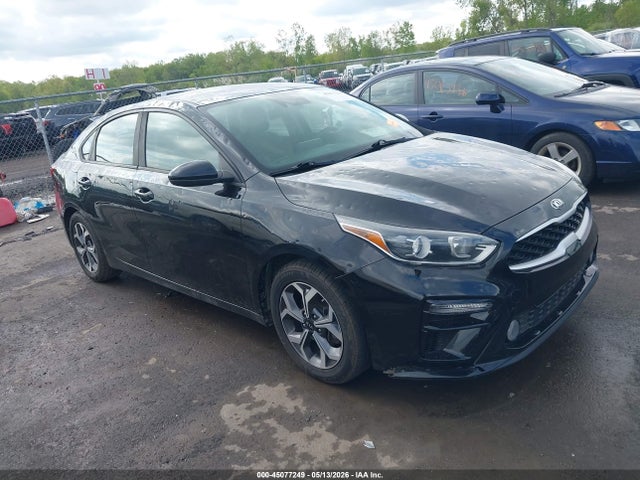 Salvage Kia Forte Image