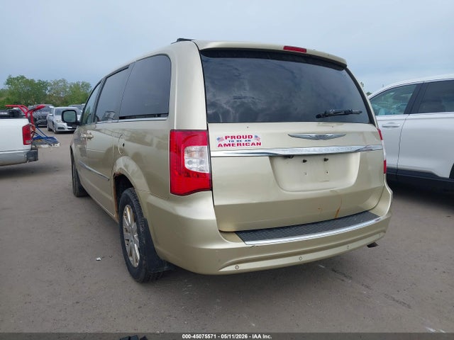 Chrysler Town & Country Touring-l