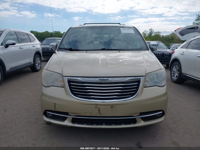 Chrysler Town & Country Touring-l