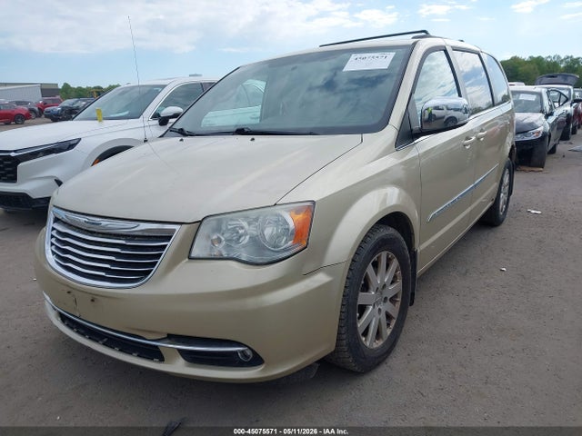 Chrysler Town & Country Touring-l