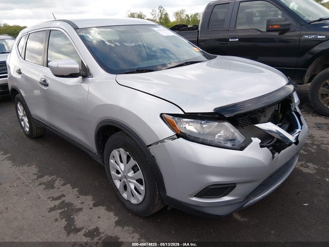 Salvage Nissan Rogue Image
