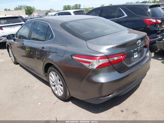Toyota Camry Le