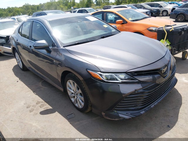Salvage Toyota Camry Image