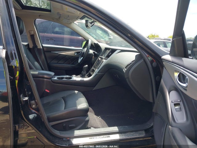 INFINITI Q50 3.0t Luxe