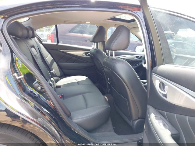 INFINITI Q50 3.0t Luxe