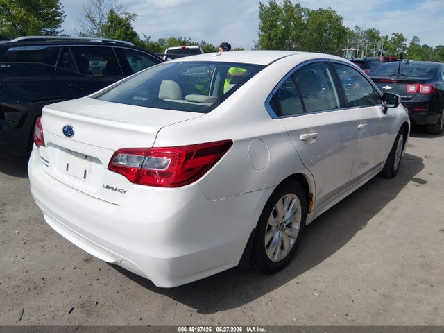 Subaru Legacy 2.5i Premium