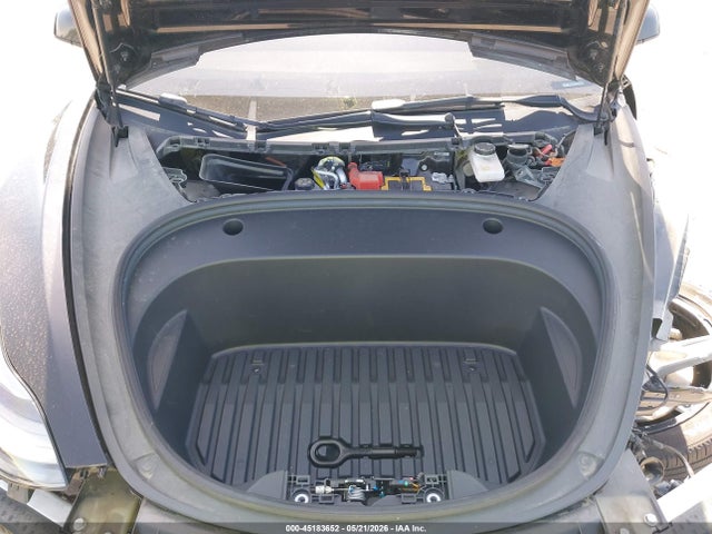 Tesla Model 3 Rear-wheel Drive