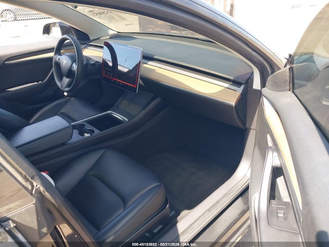 Tesla Model 3 Rear-wheel Drive