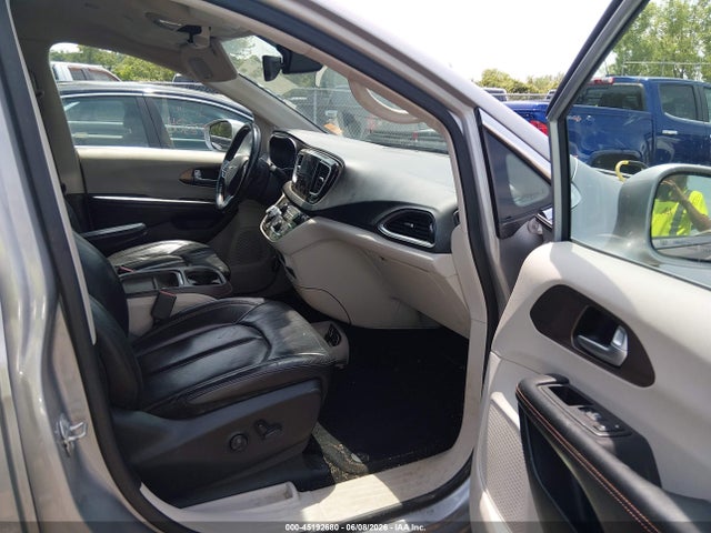 Chrysler Pacifica Touring L Plus