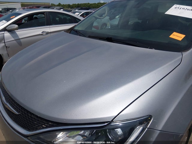 Chrysler Pacifica Touring L Plus