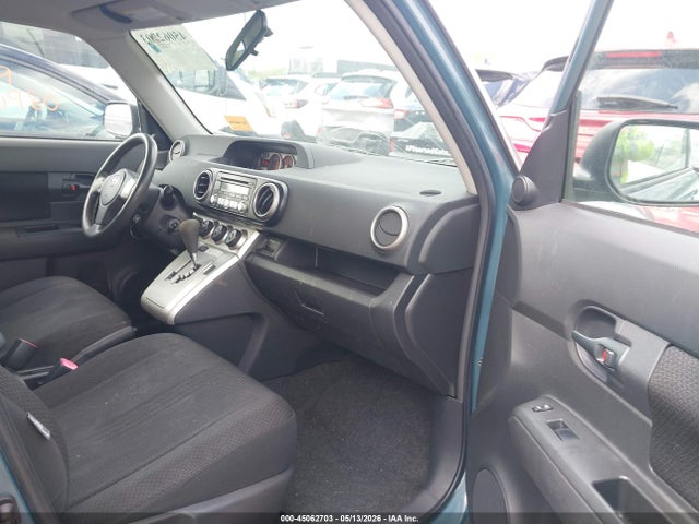 Scion xB
