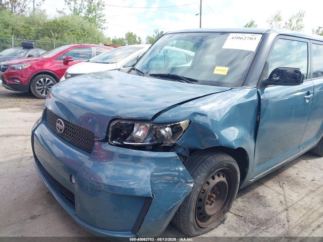 Scion xB
