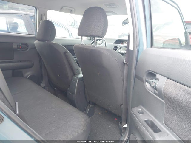 Scion xB