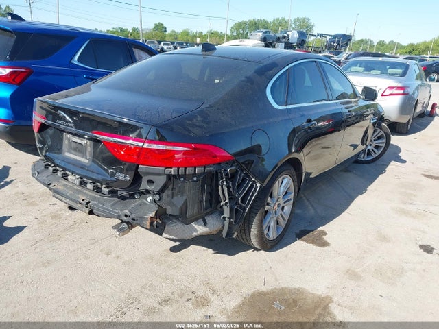 Jaguar XF 35t Premium