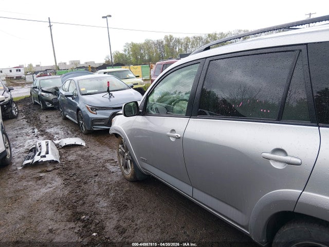 Toyota RAV4 Sport V6