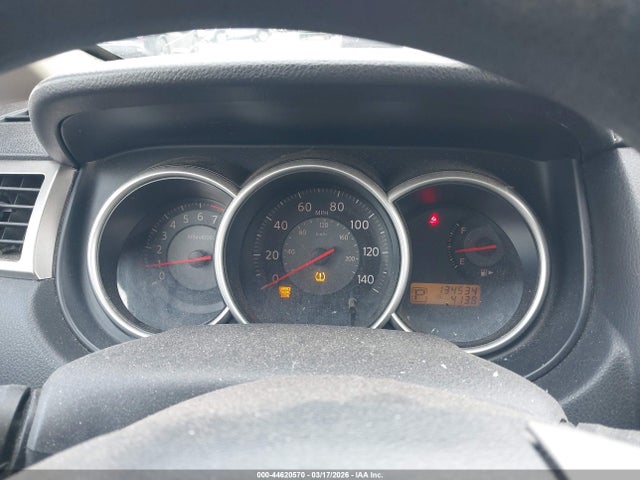 Nissan Versa 1.8s