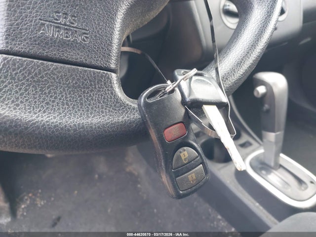 Nissan Versa 1.8s