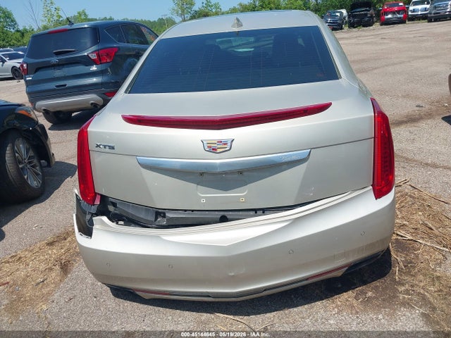 Cadillac XTS Luxury Collection