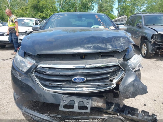 Ford Taurus Limited