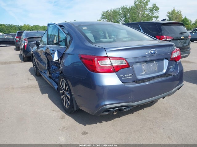 Subaru Legacy 2.5i