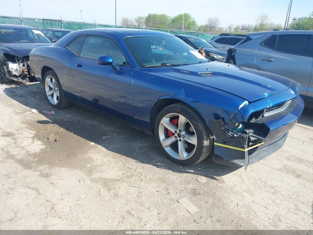 Salvage Dodge Challenger Image