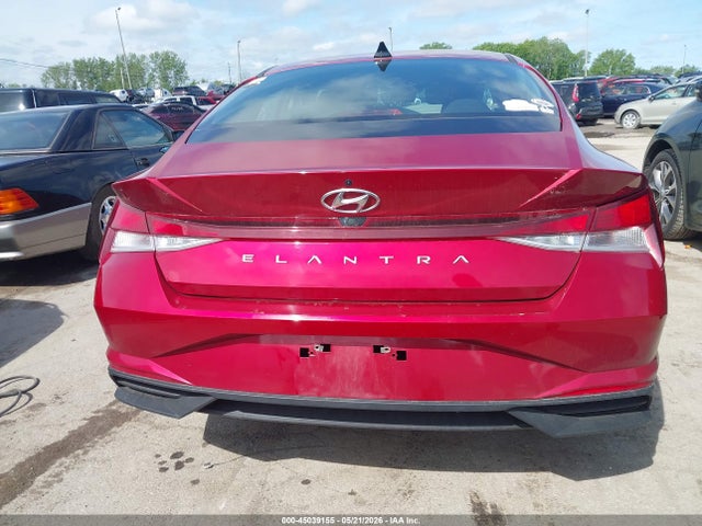 Hyundai ELANTRA Sel
