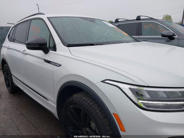 Volkswagen Tiguan 2.0t Se R-line Black