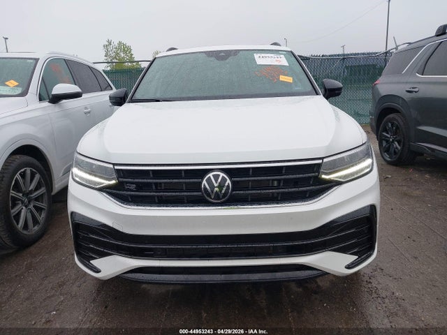 Volkswagen Tiguan 2.0t Se R-line Black