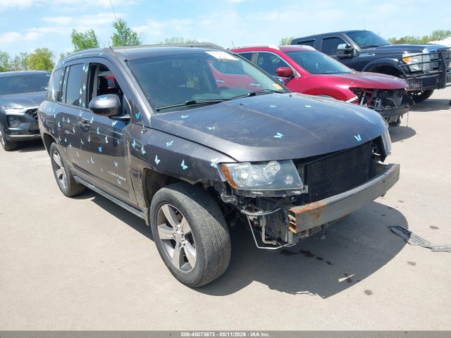Salvage Jeep Compass Image
