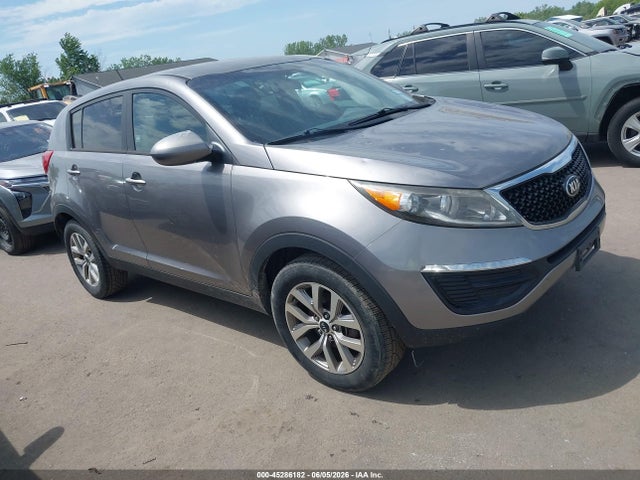 Salvage Kia Sportage Image