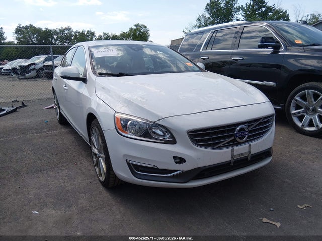 Salvage Volvo S60 Inscription Image