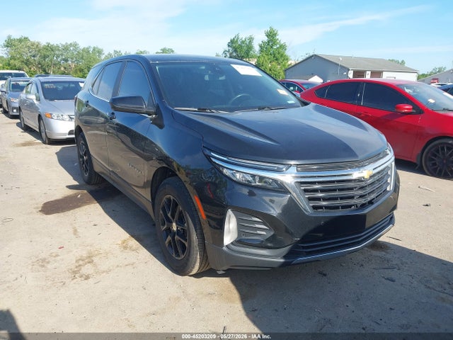 Salvage Chevrolet Equinox Image