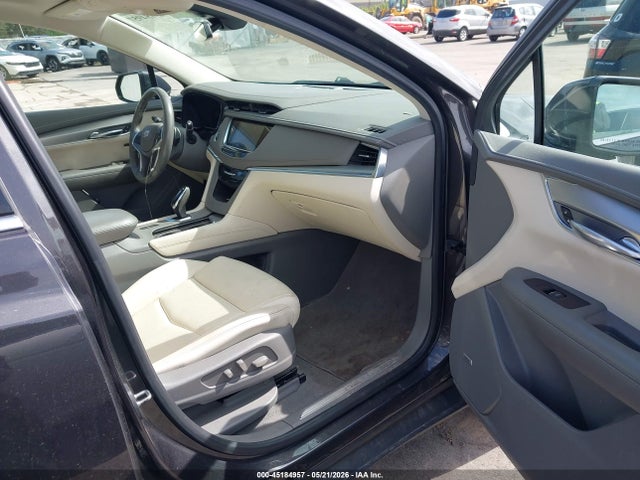 Cadillac XT5 Luxury