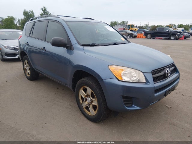 Salvage Toyota RAV4 Image