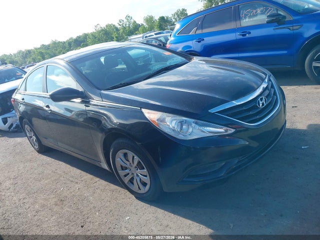 Salvage Hyundai SONATA Image