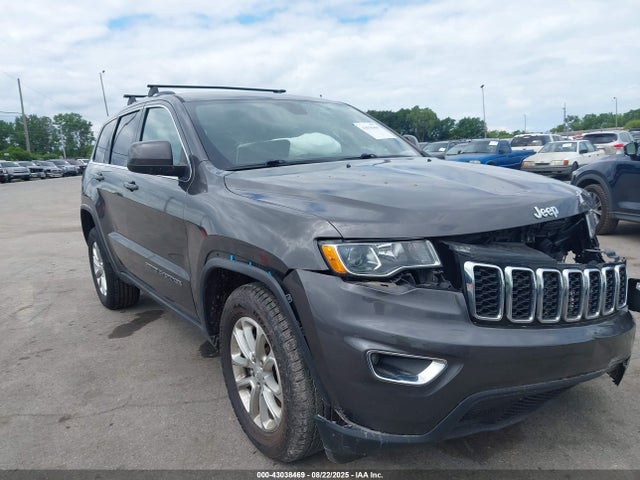 Salvage Jeep Grand Cherokee Image