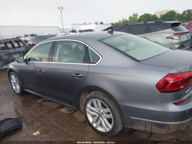 Volkswagen Passat 2.0t Se