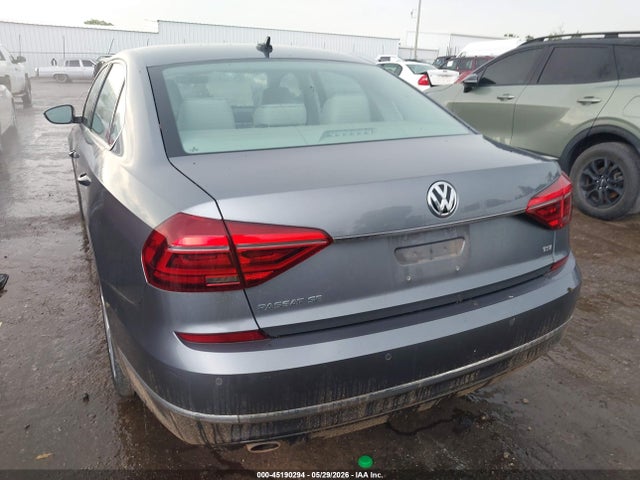 Volkswagen Passat 2.0t Se