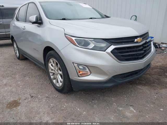 Salvage Chevrolet Equinox Image