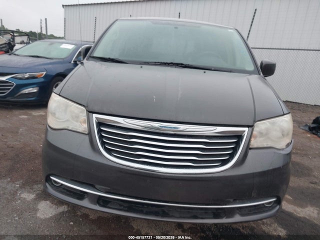 Chrysler Town & Country Touring