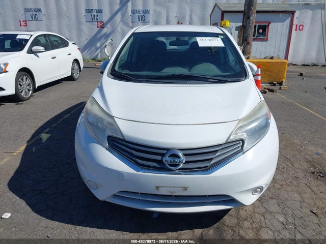 Nissan Versa
