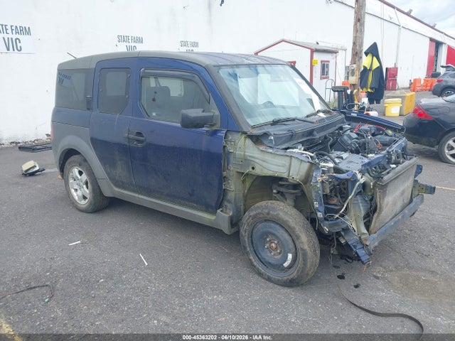 Salvage Honda Element Image