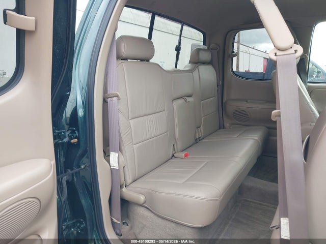 Toyota Tundra Ltd V8