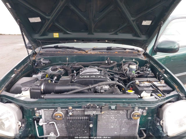 Toyota Tundra Ltd V8