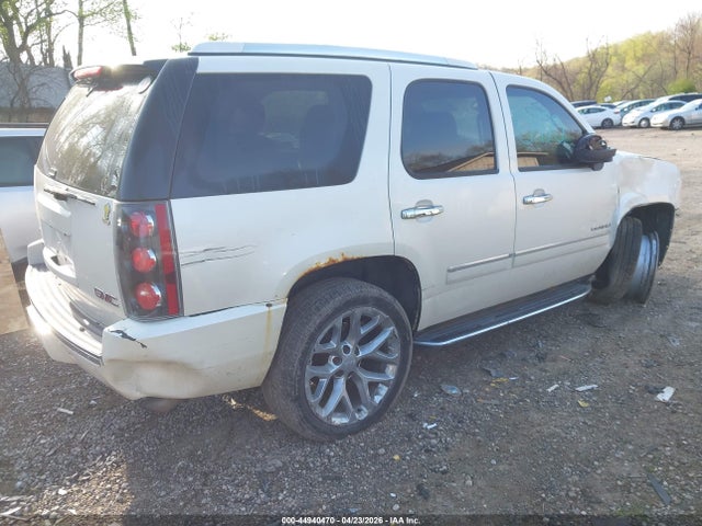GMC Yukon Denali