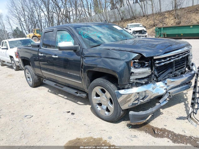 Salvage Chevrolet Silverado 1500 Image