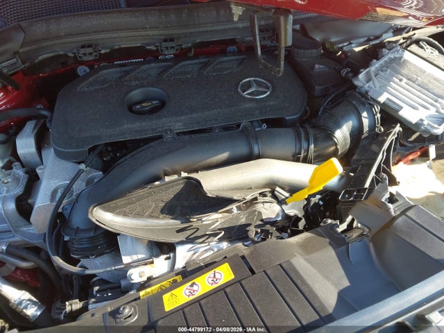 Mercedes-Benz GLA 4matic