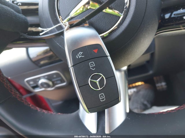 Mercedes-Benz GLA 4matic