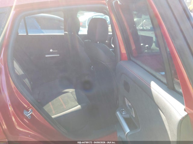 Mercedes-Benz GLA 4matic