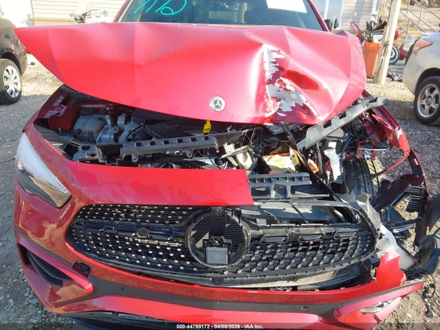 Mercedes-Benz GLA 4matic